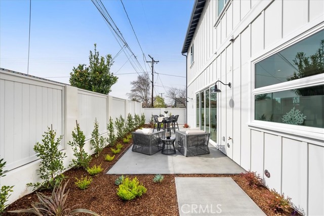 2606 MacKay Lane, Redondo Beach, California 90278, 5 Bedrooms Bedrooms, ,4 BathroomsBathrooms,Residential,Sold,MacKay,SB23014119