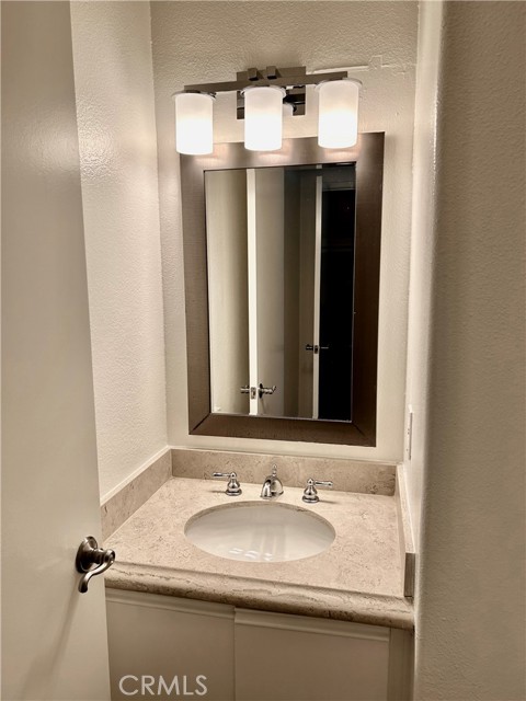 Detail Gallery Image 6 of 16 For 126 Cinnamon Teal, Aliso Viejo,  CA 92656 - 2 Beds | 2/1 Baths