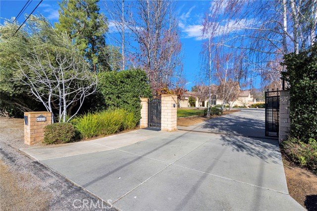 Detail Gallery Image 5 of 75 For 40590 Lincoln, Cherry Valley,  CA 92223 - 4 Beds | 3/1 Baths