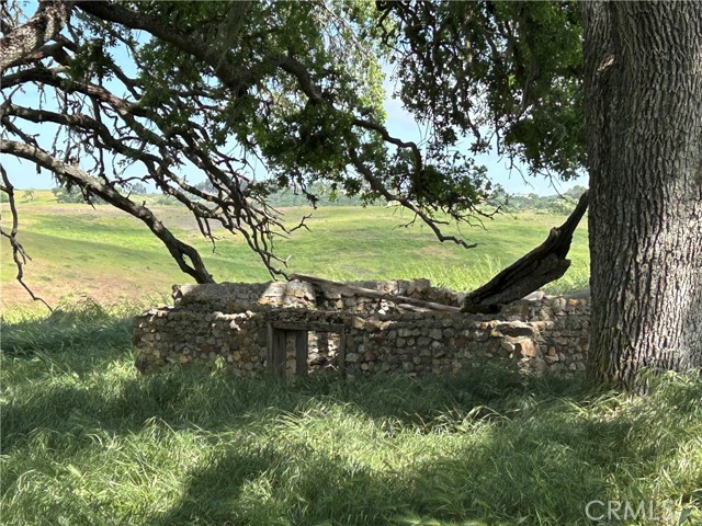 Detail Gallery Image 27 of 38 For 1975 Hidden Acre Ln, Paso Robles,  CA 93446 - 3 Beds | 2 Baths
