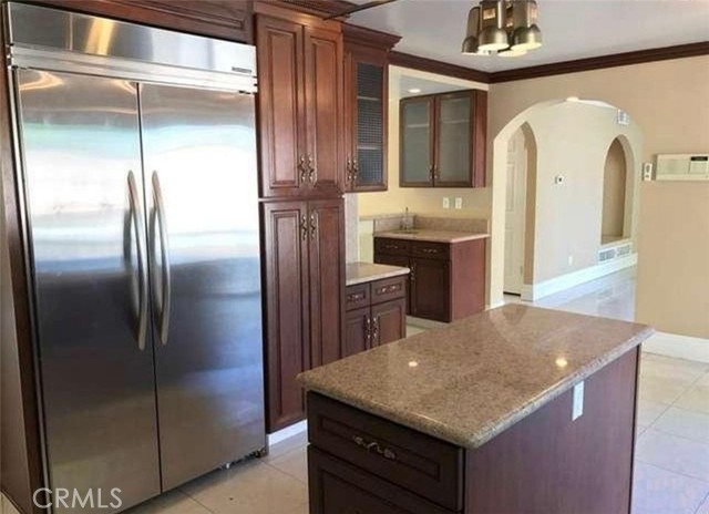 18113 Califa Street, Tarzana CA: https://media.crmls.org/medias/b9aa9a80-9f13-4808-88f3-5a134e14e046.jpg