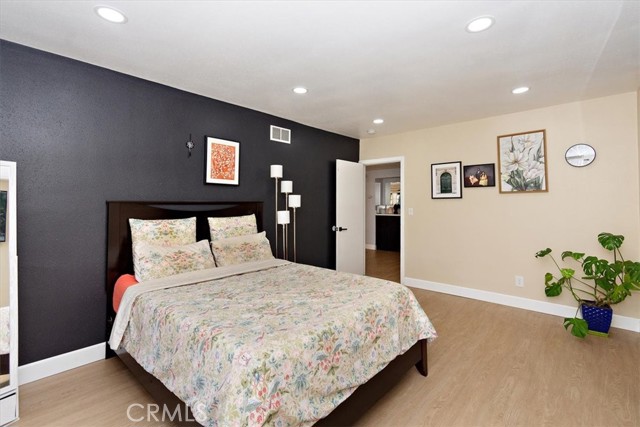 Detail Gallery Image 24 of 31 For 2105 Oxford Ave, Claremont,  CA 91711 - 4 Beds | 3 Baths