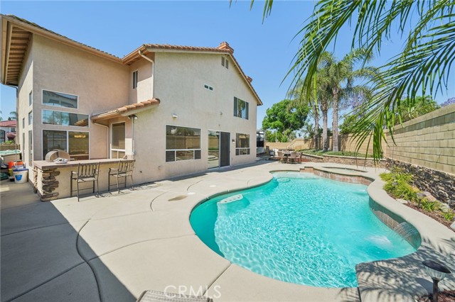 6586 Manzanita Court, Chino CA: https://media.crmls.org/medias/b9ab3f42-28e3-45b1-b18f-0497ce29c48c.jpg