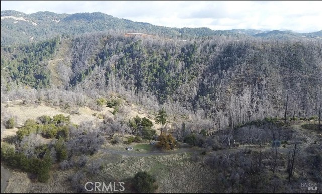 6040 Big John Road, Willits CA: https://media.crmls.org/medias/b9ab5cd0-3e13-4f39-8434-7537e212002c.jpg
