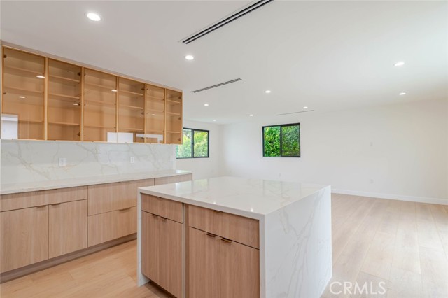 Detail Gallery Image 24 of 36 For 6219 Sylvia Ave, Tarzana,  CA 91335 - 3 Beds | 2 Baths