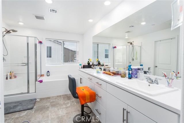25840 Lowland Court, Homeland CA: https://media.crmls.org/medias/b9abc38a-9a52-4b61-996d-2d8112f97279.jpg