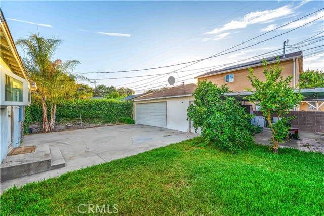 Detail Gallery Image 4 of 23 For 11267 Sampson Ave, Lynwood,  CA 90262 - 3 Beds | 1 Baths