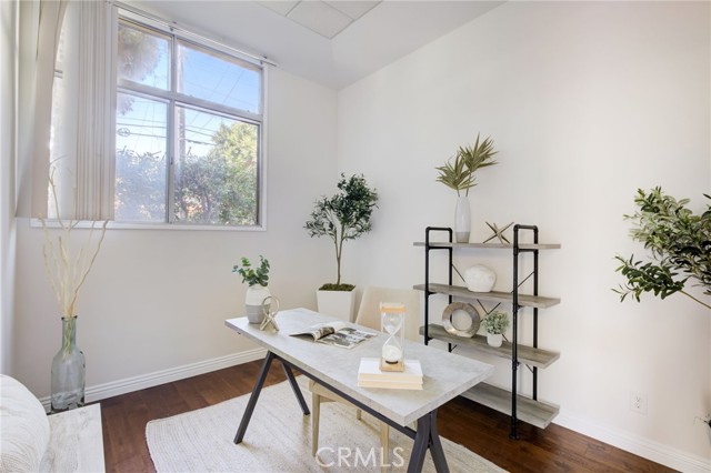 Detail Gallery Image 12 of 36 For 1304 Berkeley St #3,  Santa Monica,  CA 90404 - 4 Beds | 2 Baths