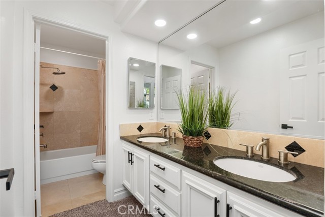 Detail Gallery Image 25 of 38 For 27500 Glenwood Dr, Mission Viejo,  CA 92692 - 4 Beds | 3/1 Baths