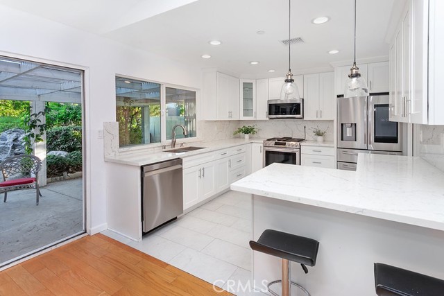 22570 Napa Street, West Hills CA: https://media.crmls.org/medias/b9ae6dd5-62e9-430f-aa2b-42226977942f.jpg