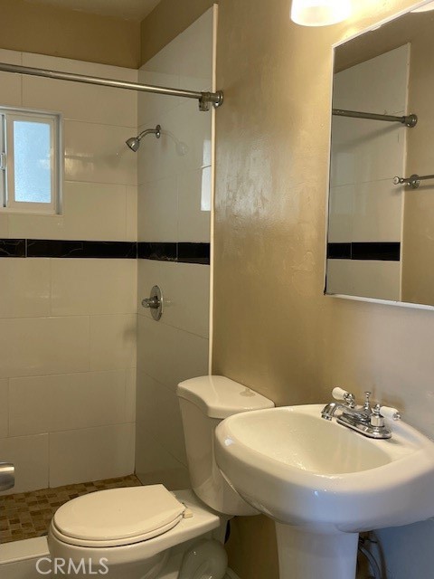 2359 Kathryn Avenue, Pomona CA: https://media.crmls.org/medias/b9aee687-2b5a-4f67-87a0-5971091f82d9.jpg