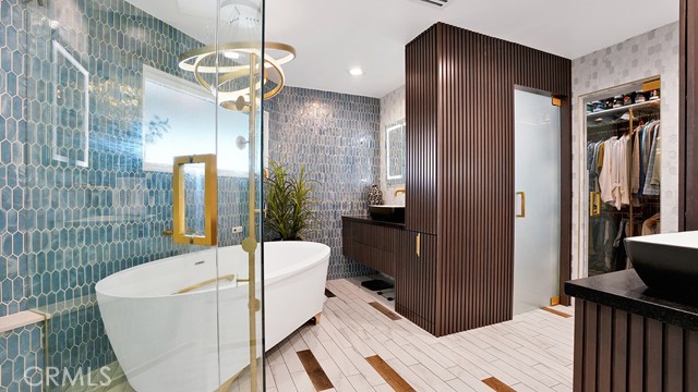 Detail Gallery Image 33 of 71 For 213 Marguerite, Corona Del Mar,  CA 92625 - 3 Beds | 2/1 Baths