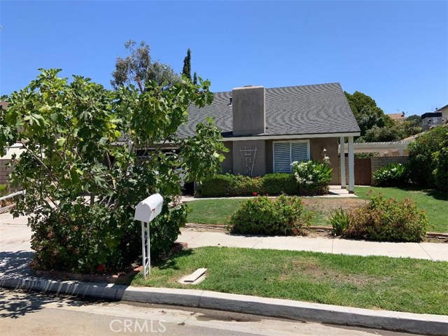 5110 Pearblossom Dr, Riverside, CA 92507