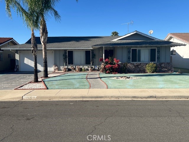 Detail Gallery Image 2 of 73 For 1140 Amberwood Dr, Hemet,  CA 92543 - 2 Beds | 2 Baths