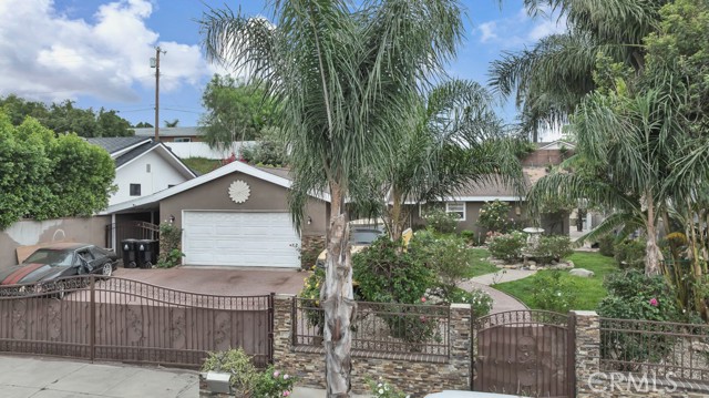 Front Image Thumbnail for CRSR26067275