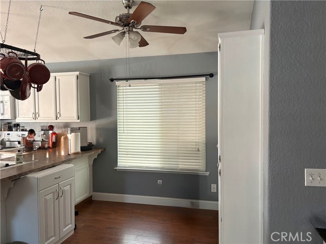 Detail Gallery Image 3 of 16 For 828 Valle Grande, Atwater,  CA 95301 - 3 Beds | 2 Baths