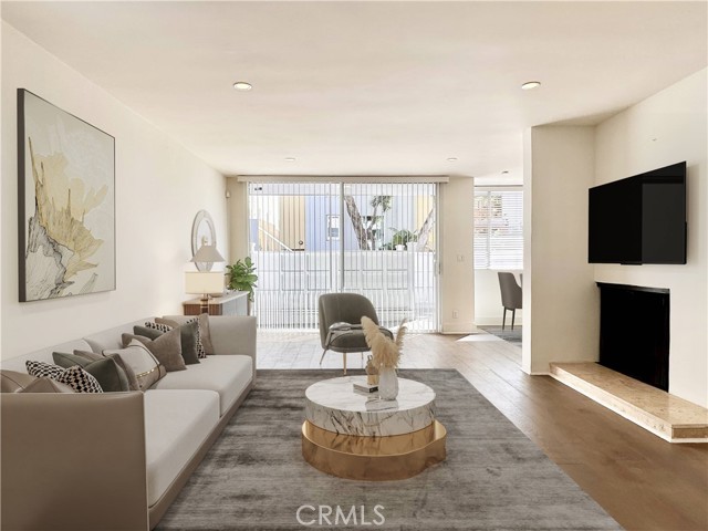 11627 Chenault Street #1, Los Angeles, CA, 90049 11627 Chenault Street #1, Los Angeles, CA, 90049