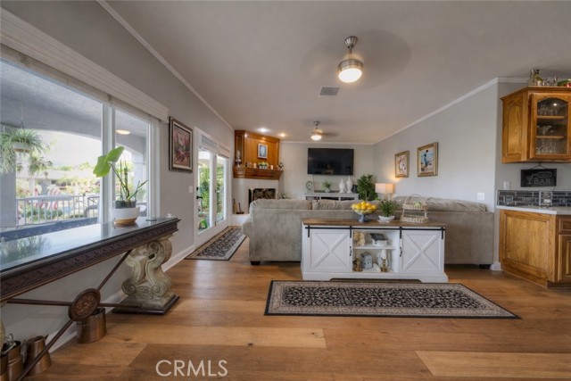 Detail Gallery Image 19 of 58 For 30212 Clear Water Dr, Canyon Lake,  CA 92587 - 4 Beds | 3 Baths