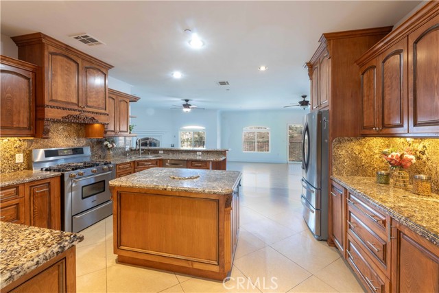 Detail Gallery Image 21 of 75 For 19075 Caesar Dr, Ramona,  CA 92065 - 4 Beds | 4/1 Baths