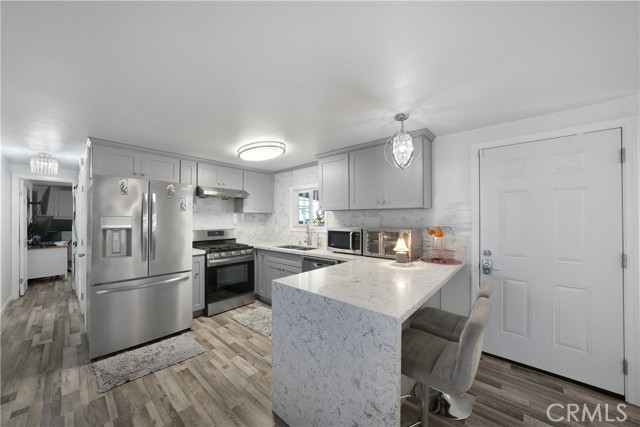 Detail Gallery Image 9 of 35 For 9851 Bolsa #7,  Westminster,  CA 92683 - 2 Beds | 1 Baths