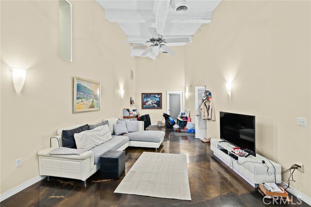 Detail Gallery Image 32 of 42 For 125 N Raymond Ave #413,  Pasadena,  CA 91103 - 3 Beds | 2/1 Baths