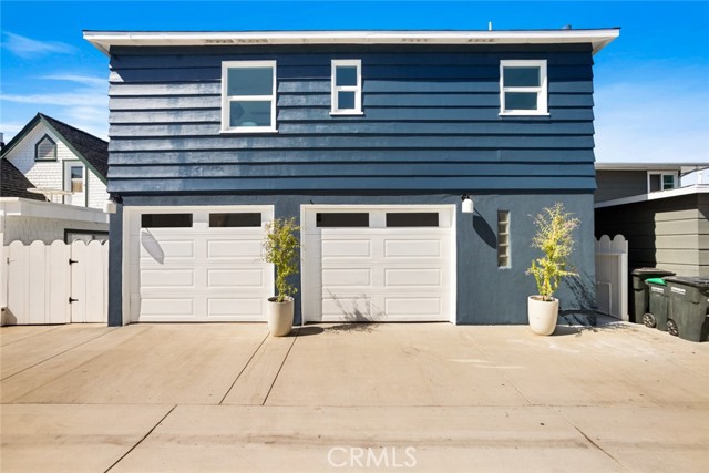 1585 Miramar Drive, Newport Beach CA: https://media.crmls.org/medias/b9b60a64-d349-4b79-85d0-af4df158a19e.jpg