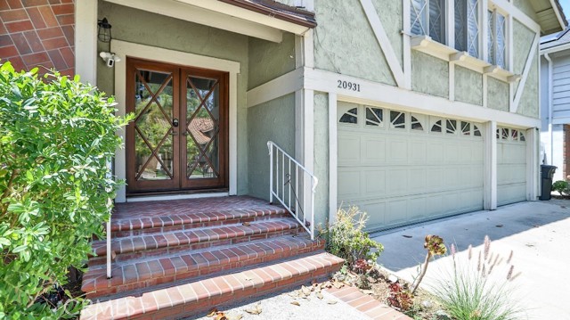 20931 Avenida Amapola, Lake Forest CA: https://media.crmls.org/medias/b9b641fa-6daa-42f6-825c-23048f9d86eb.jpg