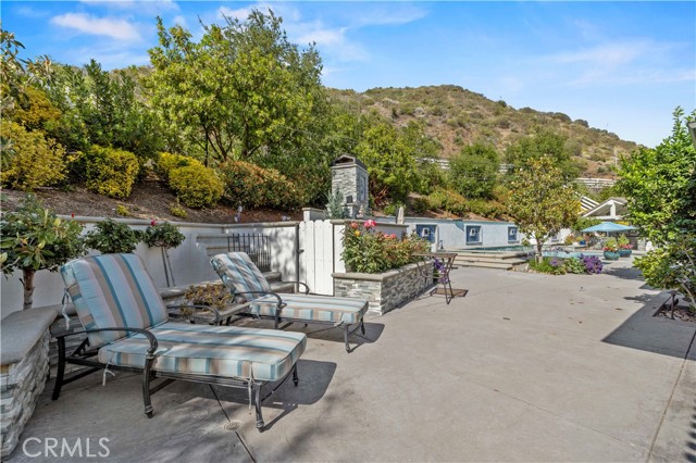 25730 Sand Canyon Road, Canyon Country CA: https://media.crmls.org/medias/b9b68d4f-1a2b-4fc4-a541-0a055a699456.jpg