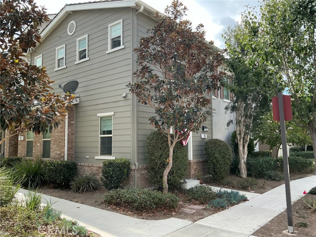 Detail Gallery Image 3 of 23 For 20 Jaripol Cir, Rancho Mission Viejo,  CA 92694 - 2 Beds | 2/1 Baths