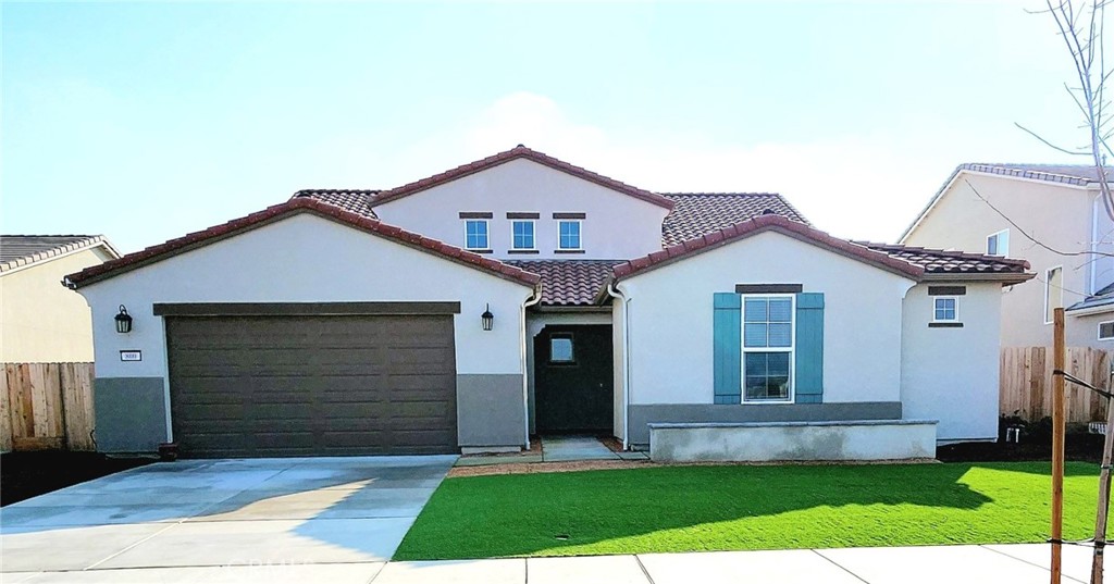 800 Skansen Street, Kingsburg, CA 93631