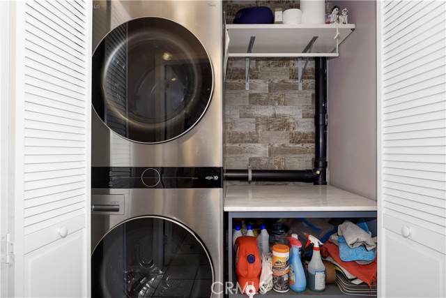 854 E 87th Place, Los Angeles CA: https://media.crmls.org/medias/b9b6dd50-2184-4feb-bbbb-eb65d336608f.jpg