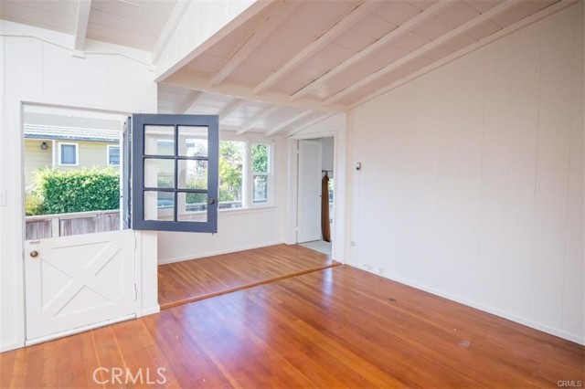 31612 Santa Rosa Drive, Laguna Beach CA: https://media.crmls.org/medias/b9b7827e-0821-4cf9-8300-11633c5cb4e9.jpg