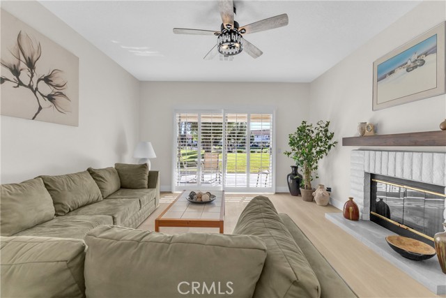 Detail Gallery Image 2 of 45 For 280 Vista Royale Cir, Palm Desert,  CA 92211 - 2 Beds | 2 Baths