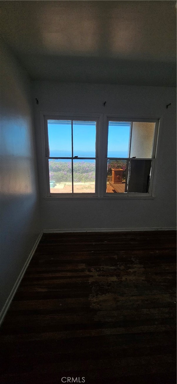 417 Via La Soledad, Redondo Beach CA: https://media.crmls.org/medias/b9b843a4-1d9b-421f-9c0b-3debbeb6f77d.jpg