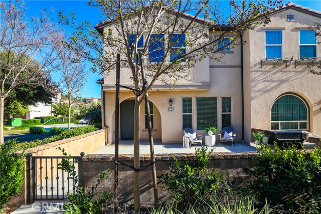 Detail Gallery Image 3 of 44 For 12 Prominence, Lake Forest,  CA 92630 - 3 Beds | 2/1 Baths