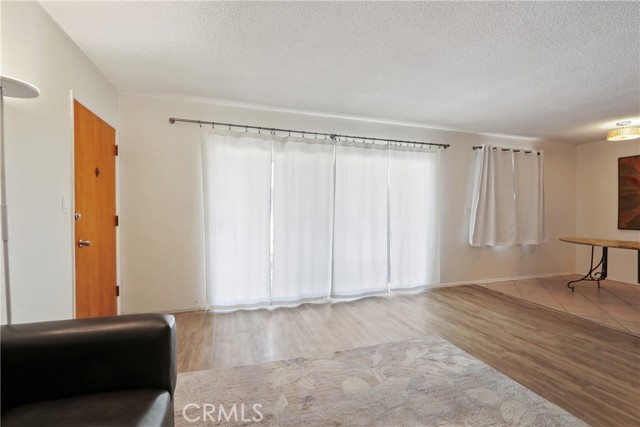 Detail Gallery Image 11 of 20 For 840 Cedar Ave. Unit #20, Long Beach,  CA 90813 - 2 Beds | 1 Baths
