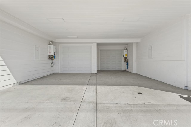 515 1/2 Jasmine, Corona del Mar CA: https://media.crmls.org/medias/b9b988da-4eb9-49d6-b6d7-3001dbe17216.jpg