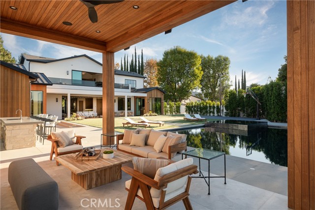 Detail Gallery Image 58 of 66 For 19237 Berclair Ln, Tarzana,  CA 91356 - 6 Beds | 8 Baths