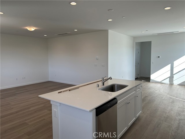 Detail Gallery Image 7 of 17 For 226 Memphis Belle Way, San Luis Obispo,  CA 93401 - 3 Beds | 2/1 Baths