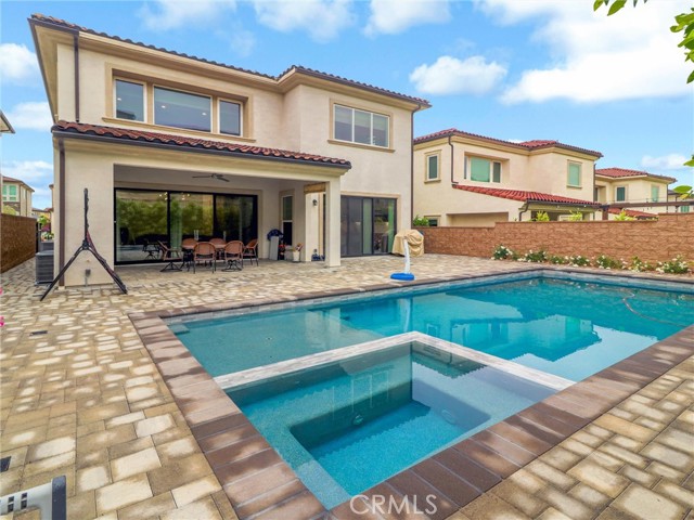 Detail Gallery Image 37 of 43 For 20725 W Liana Ct, Porter Ranch,  CA 91326 - 5 Beds | 5/1 Baths