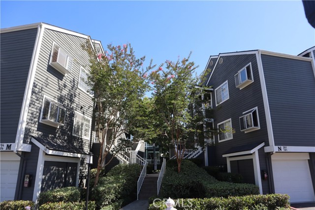 Detail Gallery Image 20 of 25 For 2330 Vanguard Way #F102,  Costa Mesa,  CA 92626 - 2 Beds | 2 Baths