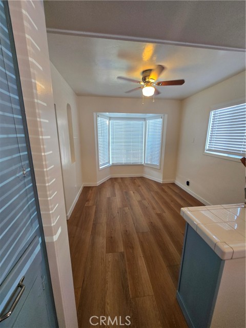 Detail Gallery Image 4 of 12 For 1740 E 53rd, Long Beach,  CA 90805 - 2 Beds | 1 Baths