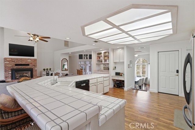 Detail Gallery Image 12 of 52 For 40484 Goldside Dr, Oakhurst,  CA 93644 - 4 Beds | 3 Baths