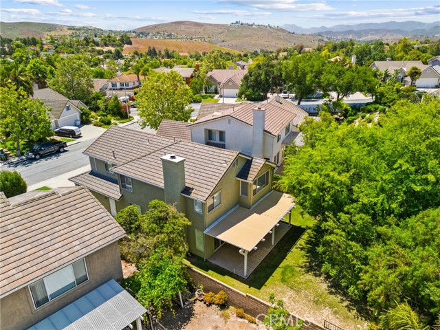 2311 Gillingham Circle, Thousand Oaks CA: https://media.crmls.org/medias/b9bf7dfb-792c-40d7-9c17-a6f7a1ed8109.jpg