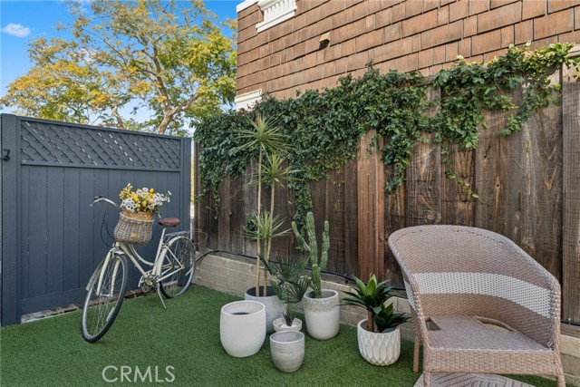 Detail Gallery Image 30 of 36 For 420 Acacia, Corona Del Mar,  CA 92625 - 3 Beds | 2 Baths