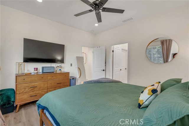 Detail Gallery Image 39 of 47 For 11753 Florence Ave #5,  Santa Fe Springs,  CA 90670 - 2 Beds | 3 Baths