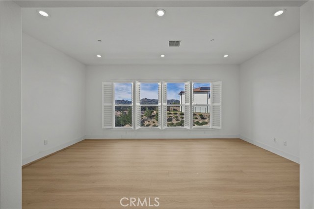 Detail Gallery Image 6 of 59 For 20638 W Deer Grass Ct Ct, Porter Ranch,  CA 91326 - 5 Beds | 5/1 Baths