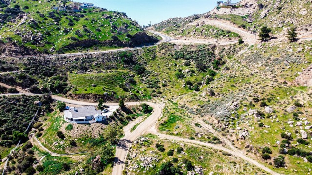 Detail Gallery Image 2 of 12 For 53 Spring Rd, Colton,  CA 92324 - – Beds | – Baths