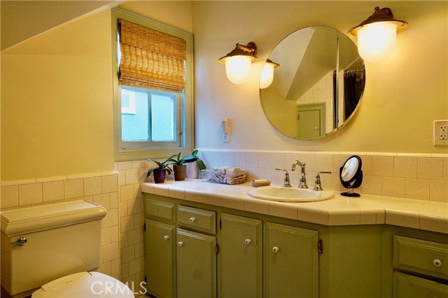 Detail Gallery Image 62 of 71 For 89 Rivo Alto Canal, Long Beach,  CA 90803 - 5 Beds | 3/1 Baths