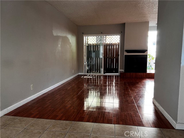 9346 Van Nuys Boulevard, 9 photo 5